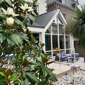 villa-clemenceau.inbrittany.com/